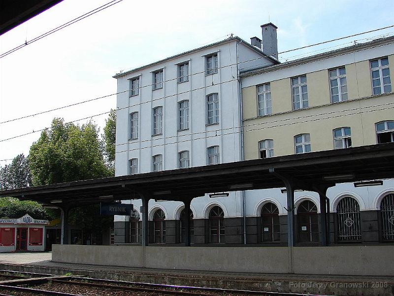 Dworzec PKP w Rybniku (10).jpg